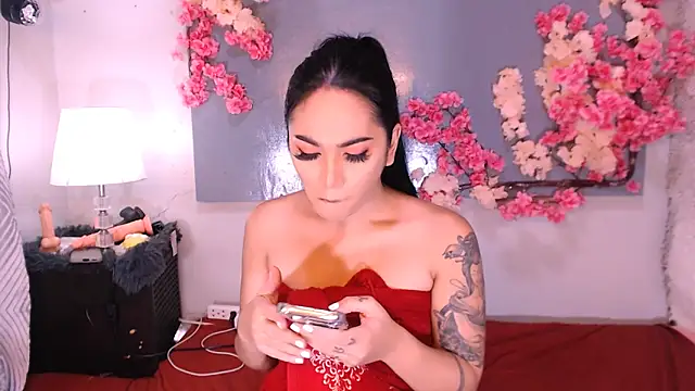 Snapshot of Oriental_Tiara chatting on 09-21-25, 03:50 Oriental Tiara online show from 09-21-25, 03:50
