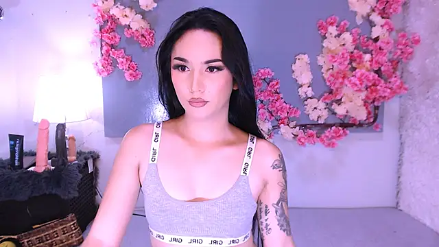 Snapshot of Oriental_Tiara chatting on 09-30-25, 01:28 Oriental Tiara online show from 09-30-25, 01:28