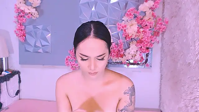 Oriental Tiara online show from 01-11-26, 05:36