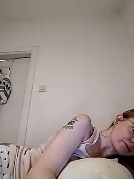 jannis1992 online show from 10-13-25, 05:42