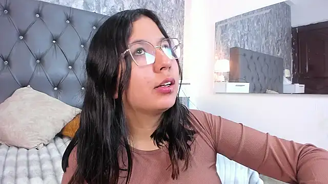 Lia sarahi online show from 02-05-26, 11:39