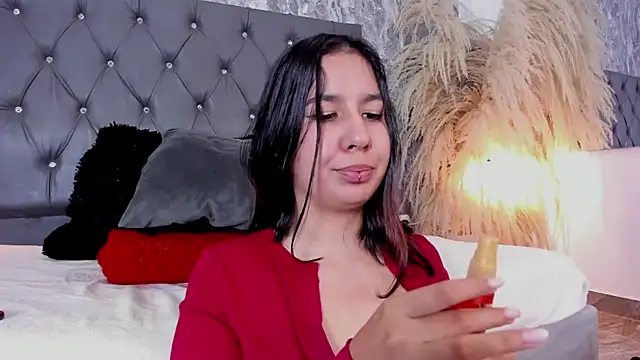 Lia sarahi online show from 03-14-25, 05:46