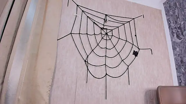 Lia sarahi online show from 10-30-25, 11:52