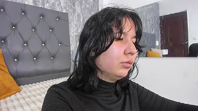 Lia sarahi online show from 02-25-26, 11:43