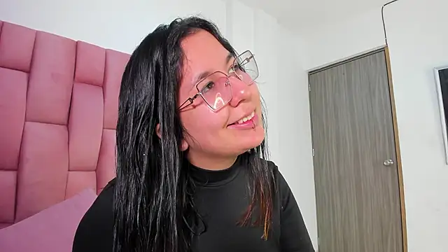 Lia sarahi online show from 01-19-26, 11:36