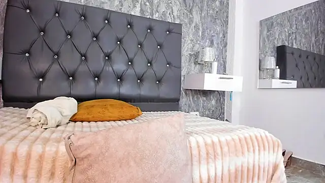 Lia sarahi online show from 02-09-26, 12:25