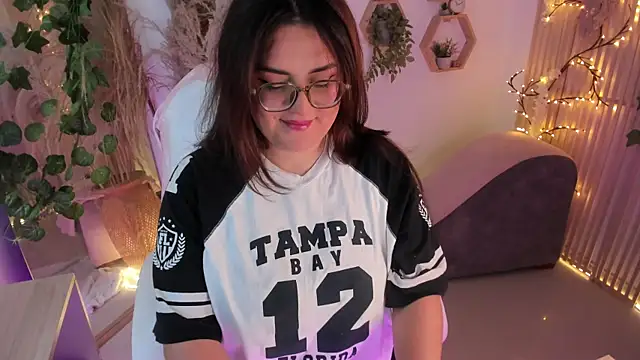 paulinacostello online show from 02-17-26, 04:48