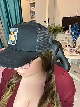 DienkaGreen online show from 01-15-26, 05:16