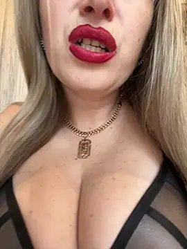 Kittenforyou online show from 03-01-26, 01:00