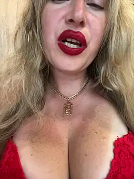 Snapshot of Kittenforyou chatting on 07-18-26, 02:47 Kittenforyou online show from 07-18-26, 02:47