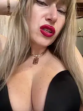 Kittenforyou online show from 03-27-26, 01:34