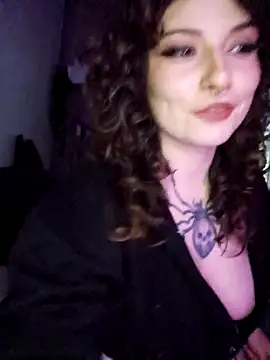 Moxxxie online show from 11-24-25, 04:07