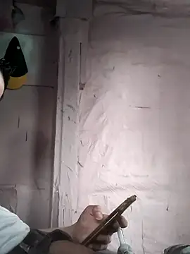 Wero4200 online show from 10-03-25, 01:20