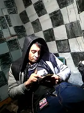 Wero4200 online show from 01-13-26, 04:44