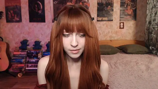 Snapshot of Friendly_Ellie chatting on 09-25-25, 11:11 Friendly Ellie online show from 09-25-25, 11:11