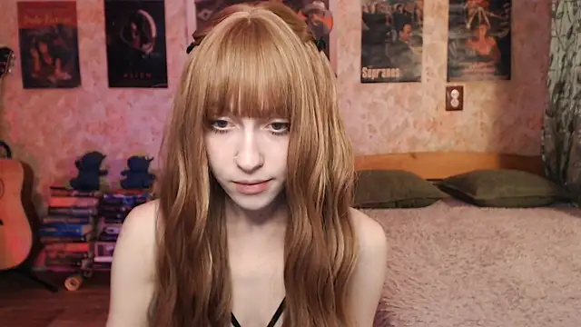 Snapshot of Friendly_Ellie chatting on 10-14-25, 11:14 Friendly Ellie online show from 10-14-25, 11:14