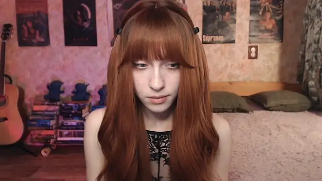 Snapshot of Friendly_Ellie chatting on 09-18-25, 11:19 Friendly Ellie online show from 09-18-25, 11:19