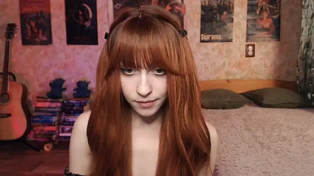 Snapshot of Friendly_Ellie chatting on 10-02-25, 01:14 Friendly Ellie online show from 10-02-25, 01:14