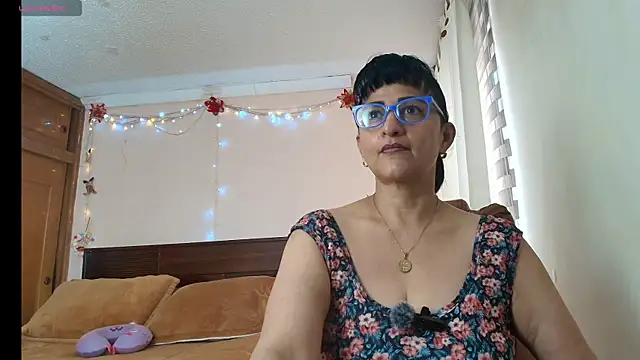 ISABEEL SOFIA01 online show from 05-08-26, 02:43