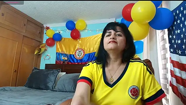 Snapshot of ISABEEL_SOFIA01 chatting on 07-07-26, 06:33 ISABEEL SOFIA01 online show from 07-07-26, 06:33