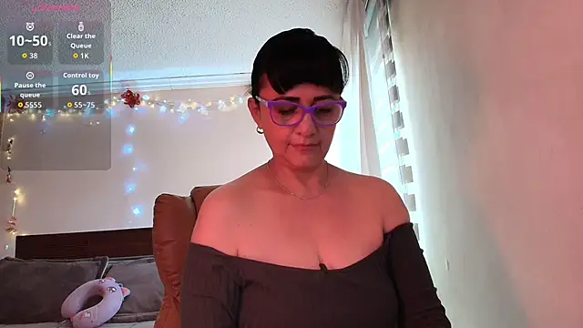 ISABEEL SOFIA01 online show from 03-05-26, 01:30