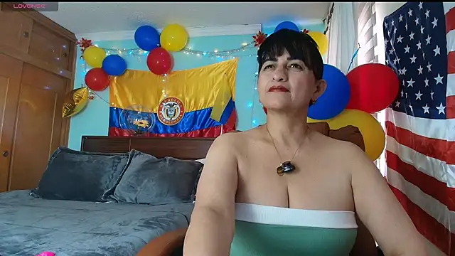 Snapshot of ISABEEL_SOFIA01 chatting on 07-09-26, 07:57 ISABEEL SOFIA01 online show from 07-09-26, 07:57