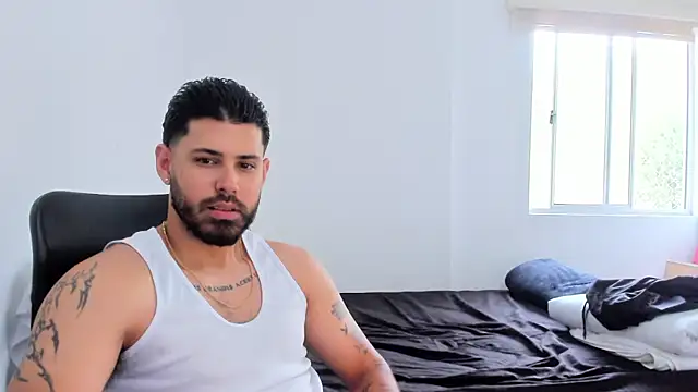 Justyn Torres online show from 12-02-25, 02:08