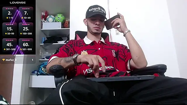 Snapshot of freestyle_blake1 chatting on 09-08-25, 08:19 freestyle blake1 online show from 09-08-25, 08:19