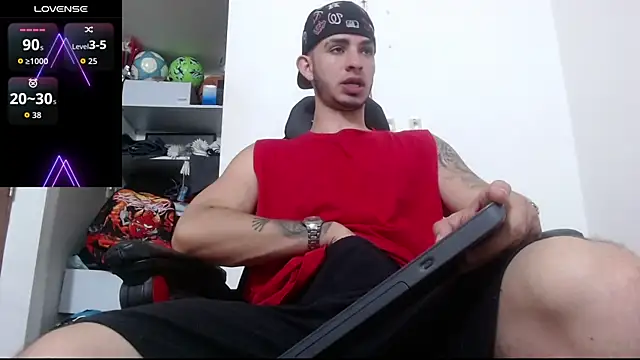 Snapshot of freestyle_blake1 chatting on 09-28-25, 04:36 freestyle blake1 online show from 09-28-25, 04:36