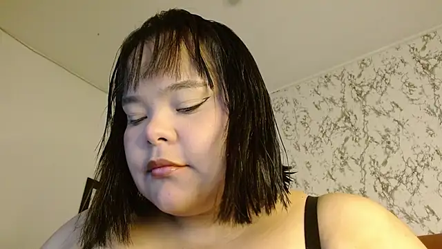 Snapshot of sexychubby___ chatting on 09-26-25, 02:46 sexychubby    online show from 09-26-25, 02:46