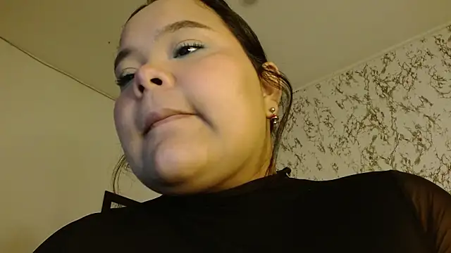 Snapshot of sexychubby___ chatting on 10-13-25, 10:54 sexychubby    online show from 10-13-25, 10:54