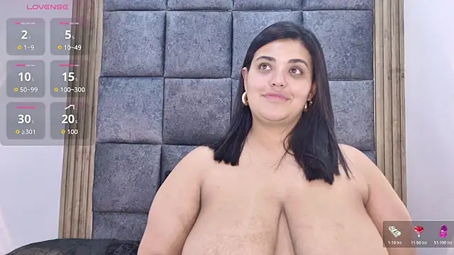 AmandaRousel online show from 11-18-25, 08:01