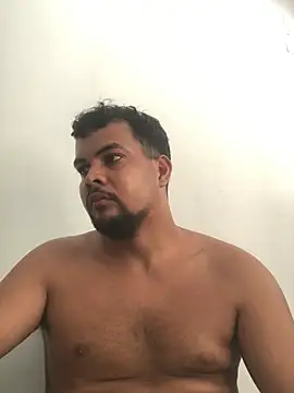 Snapshot of ElsecretodeBruno chatting on 06-02-26, 02:50 ElsecretodeBruno online show from 06-02-26, 02:50