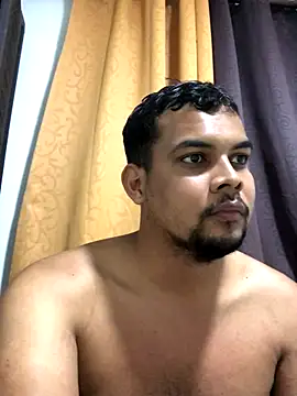 Snapshot of ElsecretodeBruno chatting on 11-29-25, 03:17 ElsecretodeBruno online show from 11-29-25, 03:17