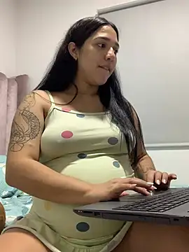Snapshot of Amandanauty chatting on 02-09-25, 05:11 Amandanauty online show from 02-09-25, 05:11
