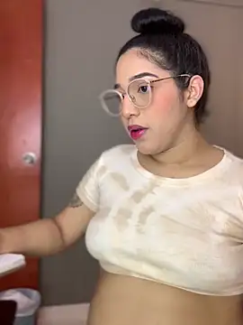 Snapshot of Amandanauty chatting on 01-07-25, 11:24 Amandanauty online show from 01-07-25, 11:24