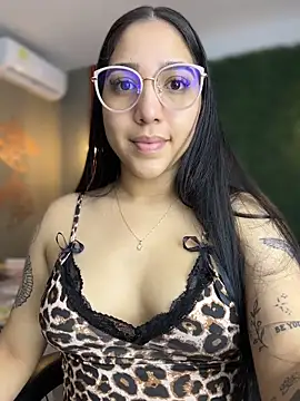 Amandanauty online show from 03-24-26, 04:12