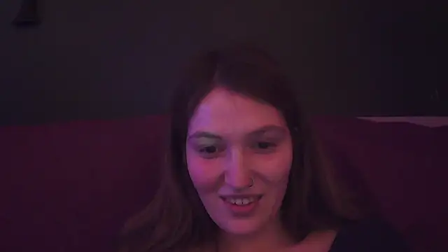 Snapshot of Angelk43 chatting on 01-08-26, 06:52 Angelk43 online show from 01-08-26, 06:52