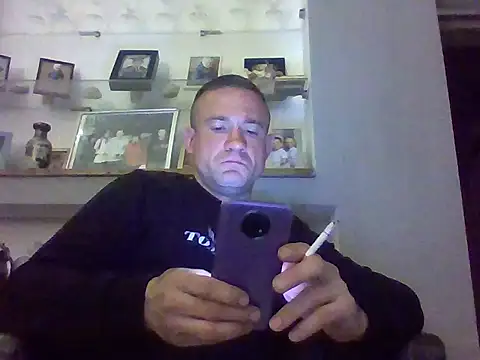 aroj95 online show from 05-02-26, 01:33