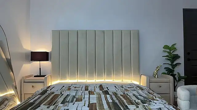 Maria wilton online show from 04-01-26, 02:46