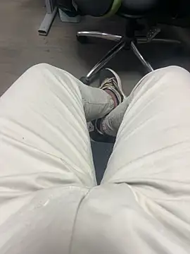 Bareilly Boy1 online show from 12-20-25, 10:07