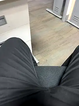 Bareilly Boy1 online show from 12-18-25, 04:28