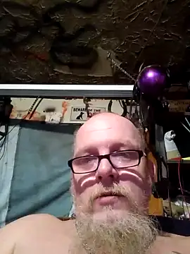 Kevinmc1d online show from 10-18-25, 03:58