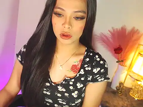 MajesticKitana online show from 10-24-25, 04:33