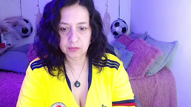 camilalatti online show from 06-21-26, 12:38