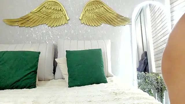 EmmaFerrary online show from 07-12-26, 05:58