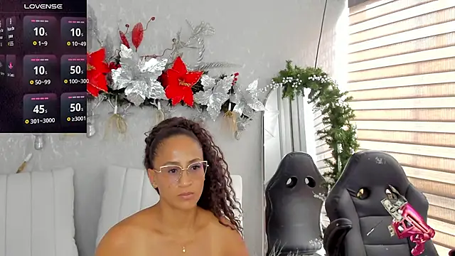 EmmaFerrary online show from 12-21-25, 08:20