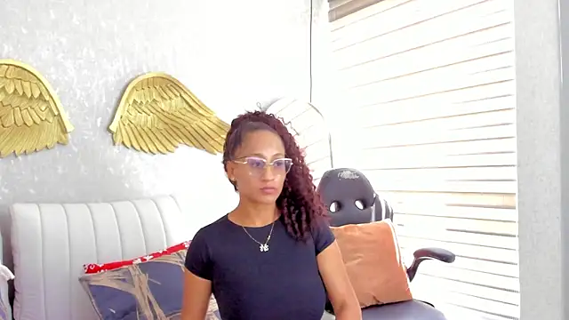 EmmaFerrary online show from 03-13-26, 06:13