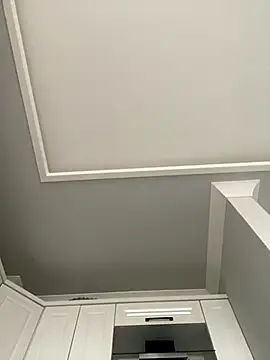 Snapshot of Emre-34 chatting on 11-12-25, 10:08 Emre-34 online show from 11-12-25, 10:08