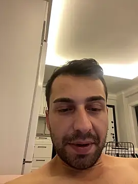 Snapshot of Emre-34 chatting on 11-21-25, 08:41 Emre-34 online show from 11-21-25, 08:41